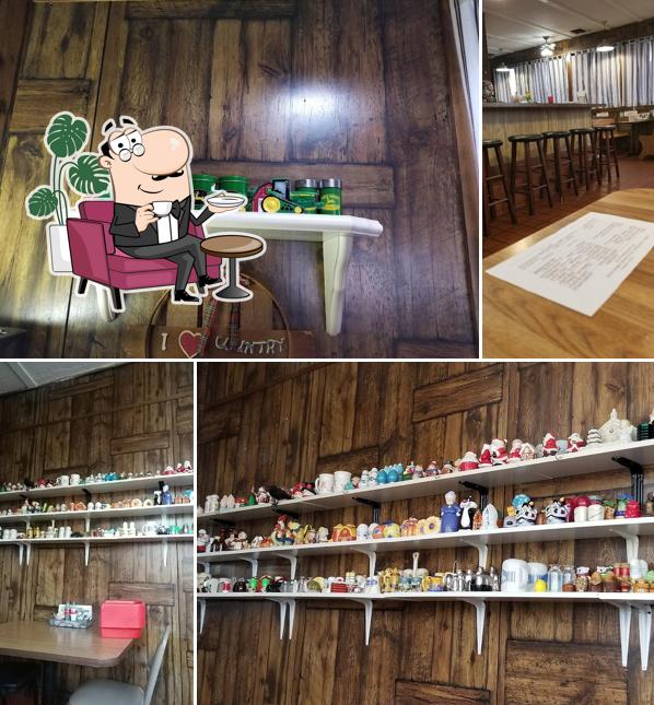 Best hot dogs in Sawmills restaurants, spring 2024 Restaurant Guru
