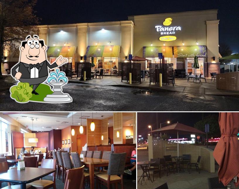 Las fotos de exterior y interior en Panera Bread