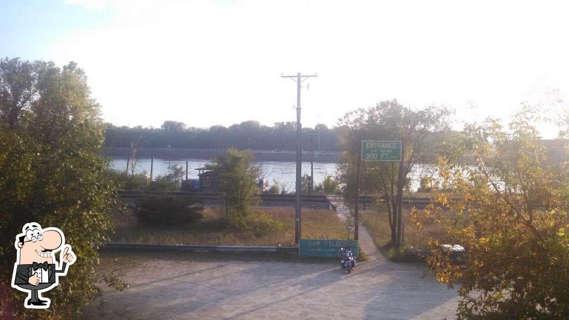 The Dam Saloon, W677 State Road 35 in Fountain City Restaurant reviews