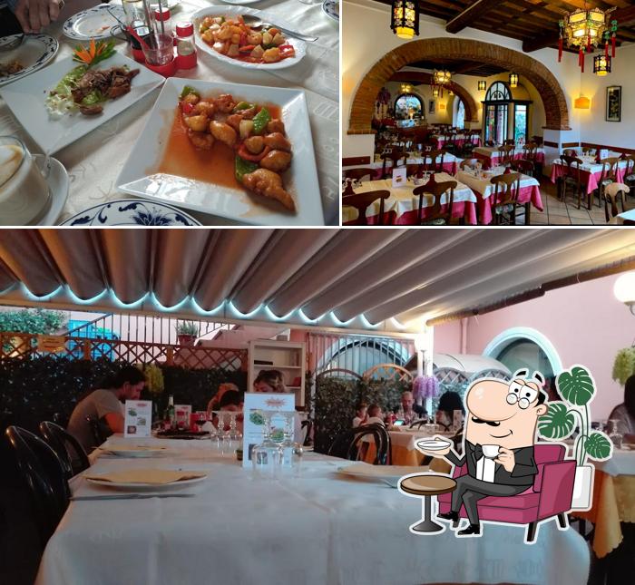 La interni e cibo del ristorante