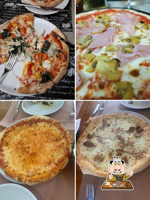 Essayez des pizzas à Ristorante Pizzeria Il Granchio 3