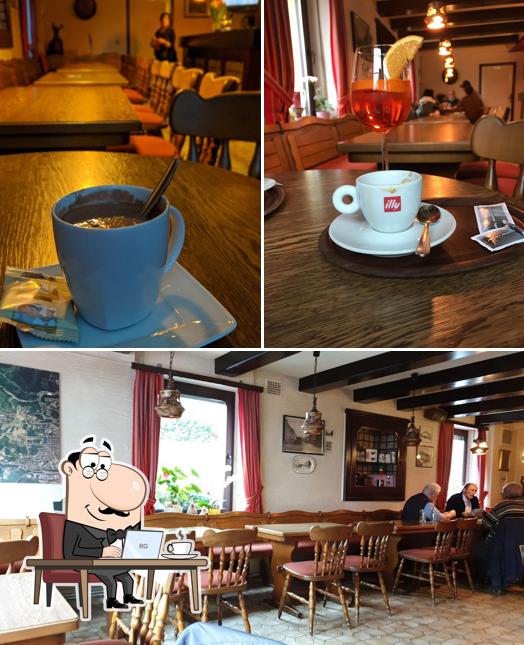 Café Dumont
