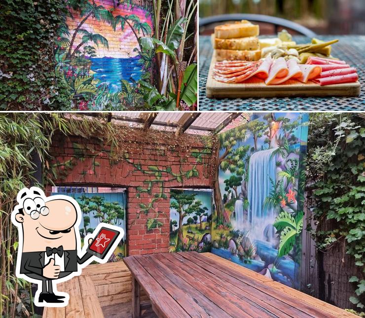 The Fitzroy Beer Garden, 243/245 Gertrude St in Fitzroy Restaurant