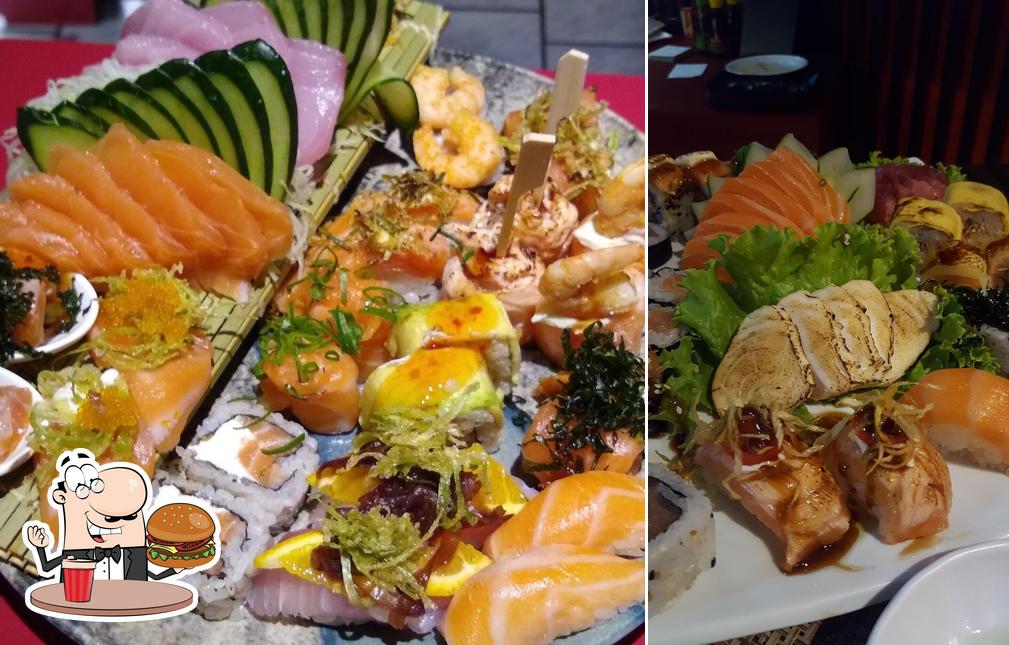 Peça um hambúrguer no Armazém do Peixe Restaurante de comida japonesa Bento Gonçalves