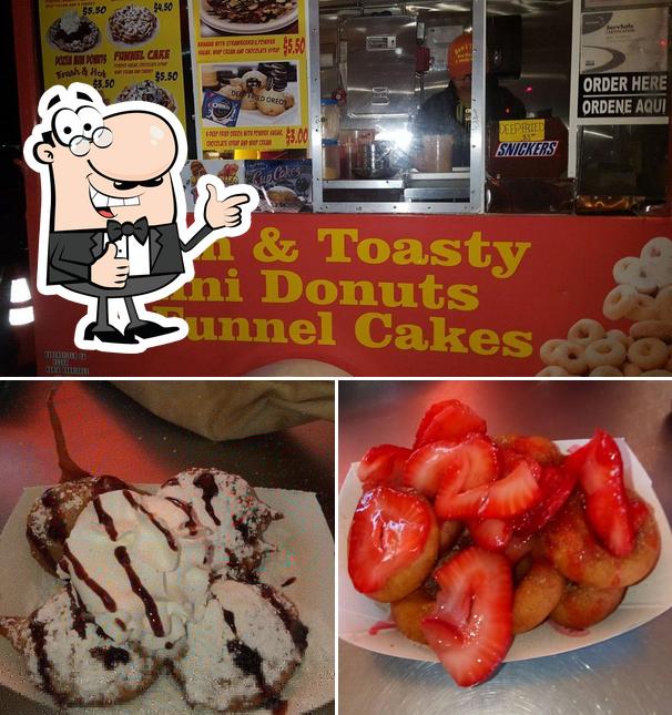 Warm & Toasty Mini Donuts & Funnel Cakes in Bakersfield Restaurant