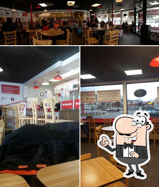 Five Guys in Missoula Restaurant menu and reviews