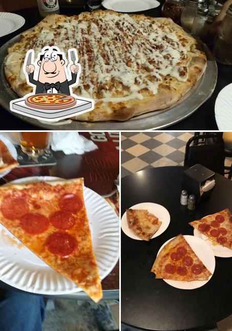 Franco's Pizzeria and Pub, Waltham - Menú del restaurante, precios y ...
