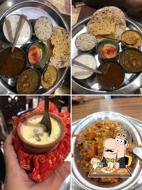 Meals at Bharawan Da Dhaba