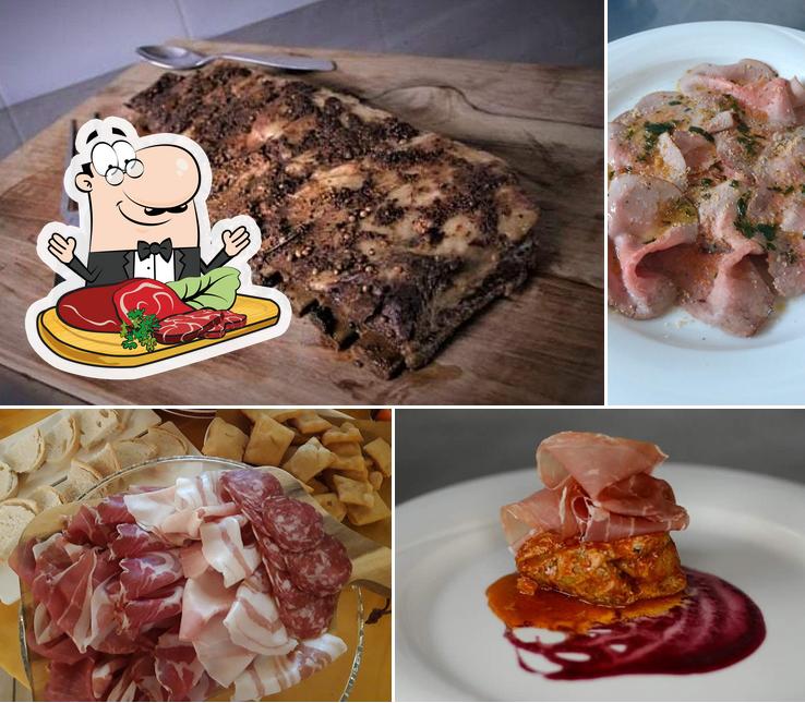 Prenditi i piatti di carne a Agriturismo Cavalca