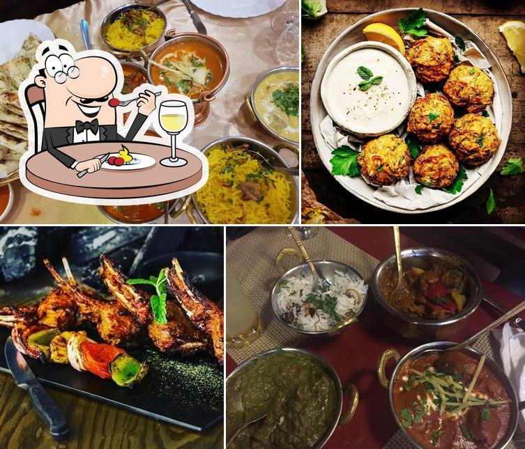 Gerichte im Taj Indian Cuisine