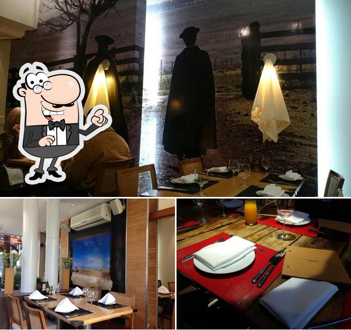 O interior do Restaurante Forneria Serrano