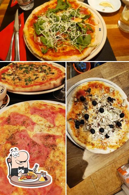 Try out pizza at Mamma Lucia