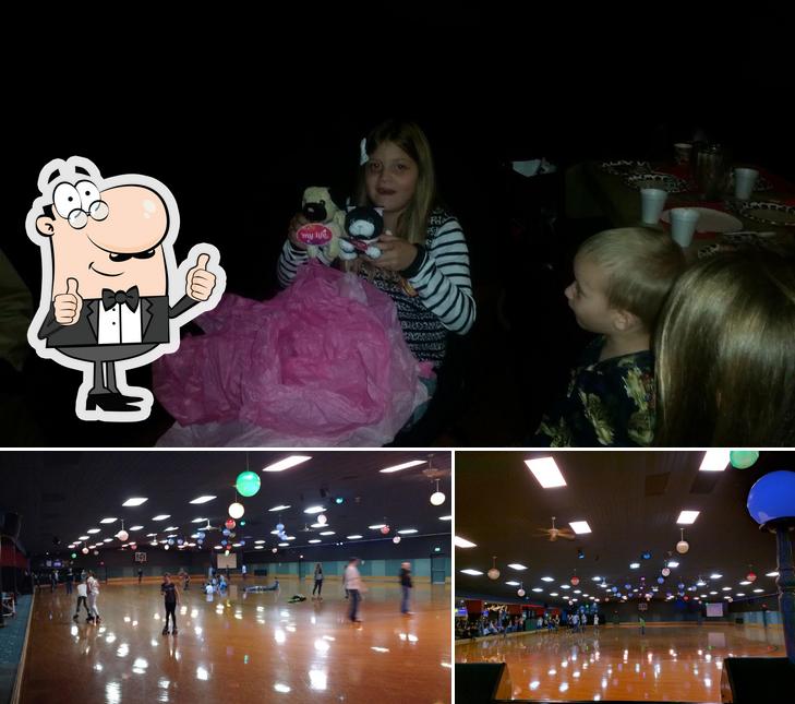 Skate Plaza Roller Rink in Coeur d'Alene Restaurant reviews