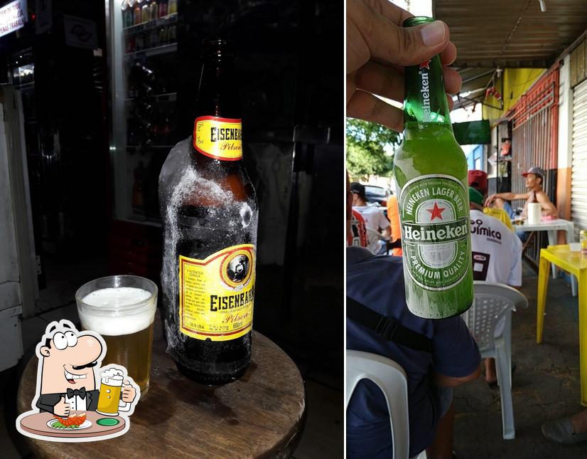 Peça um copo de cerveja leve ou escura