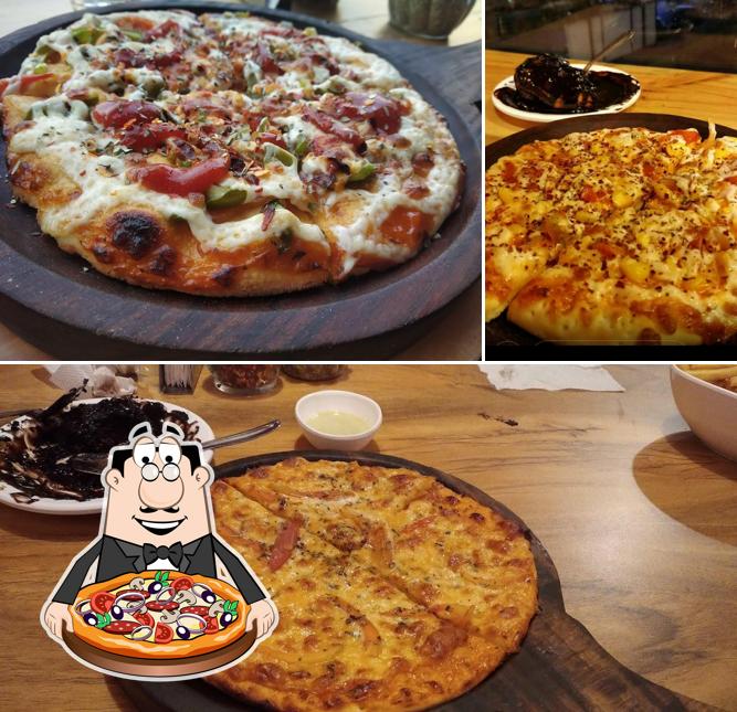 Order different types of pizza