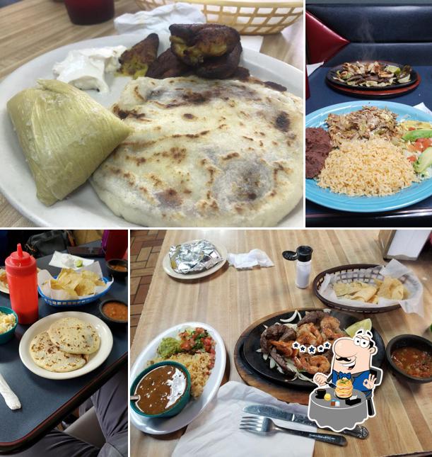 Rivera's MexSal Restaurant, 233 E NASA Pkwy in Webster Restaurant