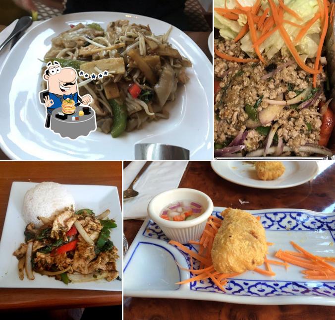 Еда в "Sri Thai"