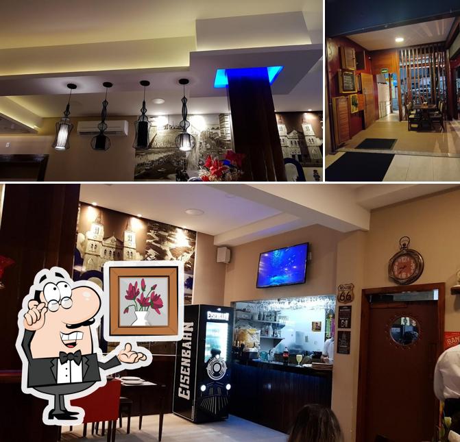 Veja imagens do interior do Villa Veron Pizzaria