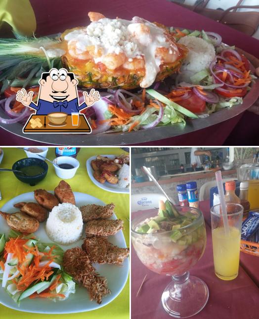 Еда в "Parrillada Playa Azul"