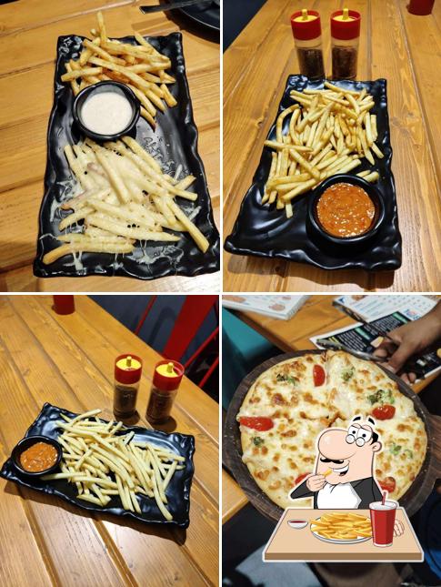 French fries at Diner 108