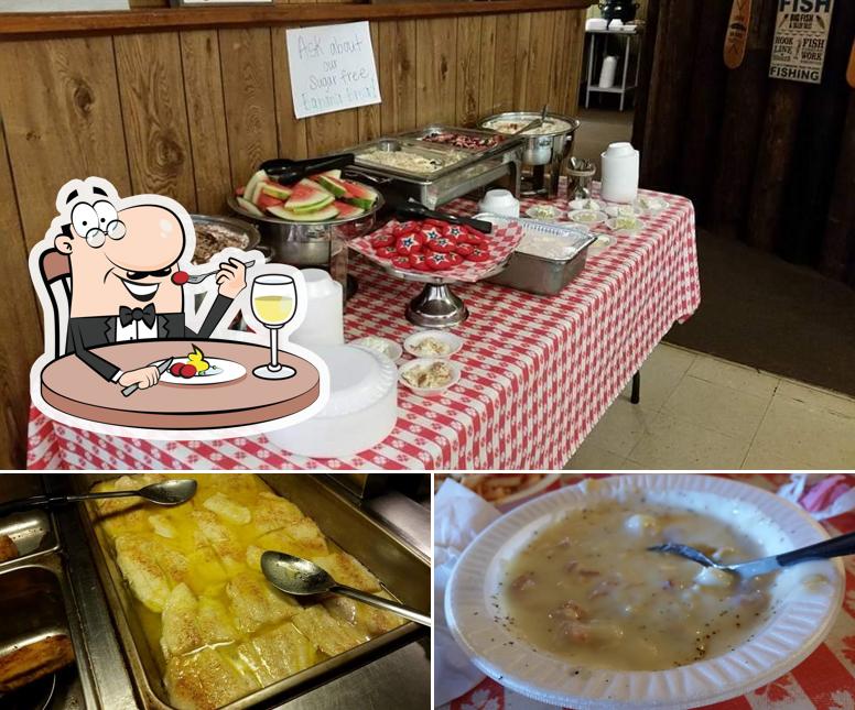 The Old FarmHouse Buffet, 8018 US52 N in Ansonville Restaurant reviews