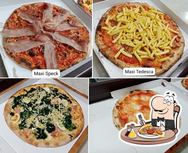 Scegli una pizza a Pizzeria ACI