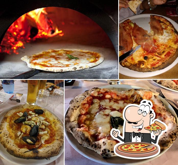 Scegli una pizza a Pizzeria Reginella