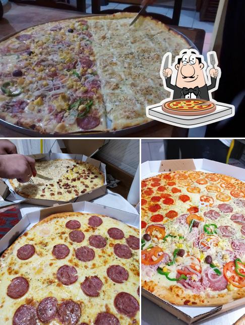 Consiga pizza no Faro's Pizzaria e Petiscaria