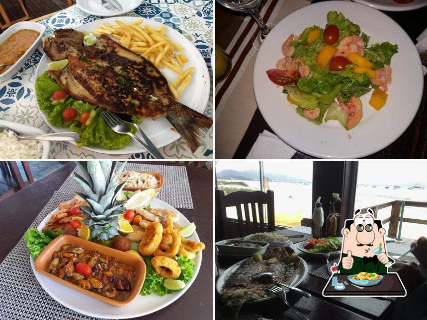 Comida em Restaurante Garra Azul