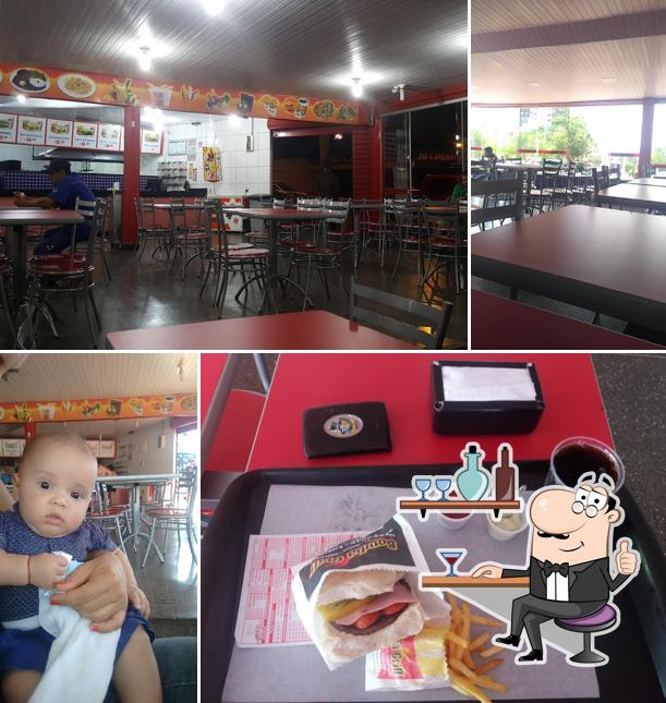 O interior do Bomba Grill