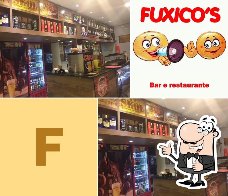 Look at the photo of Fuxico's Bar