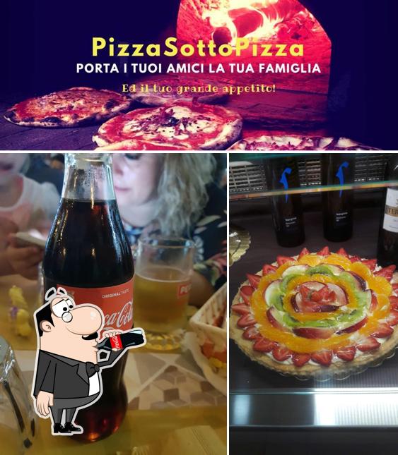 La foto della bevanda e pizza di Pizzeria Pizza Sotto Pizza