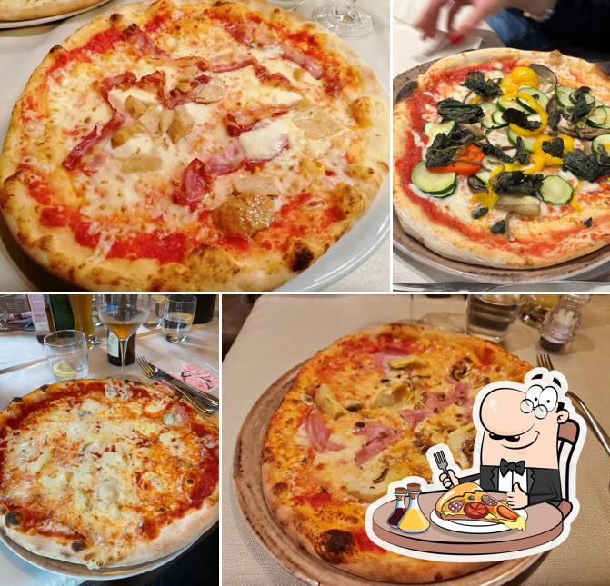 Scegli una pizza a Pizzeria Ristorante L Ciamin