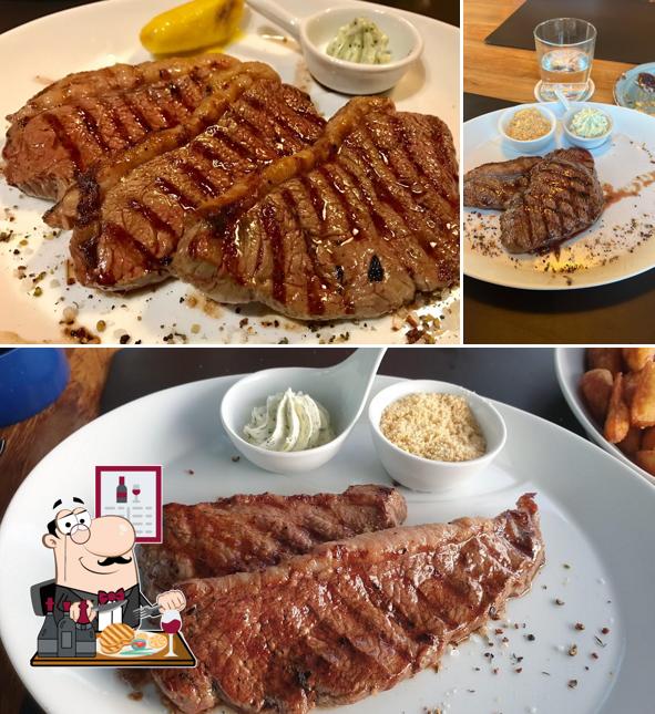 Prenez des repas à base de viande à Churrascaria-Steakhouse
