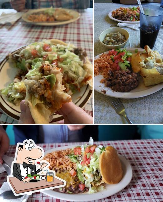 La Pasadita in Socorro Restaurant menu and reviews