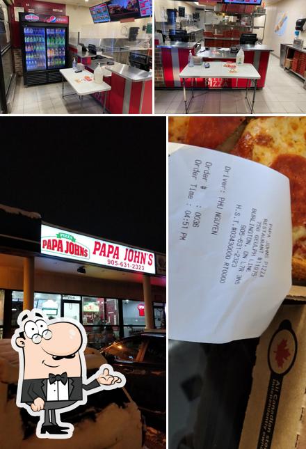 L'intérieur de Papa Johns Pizza