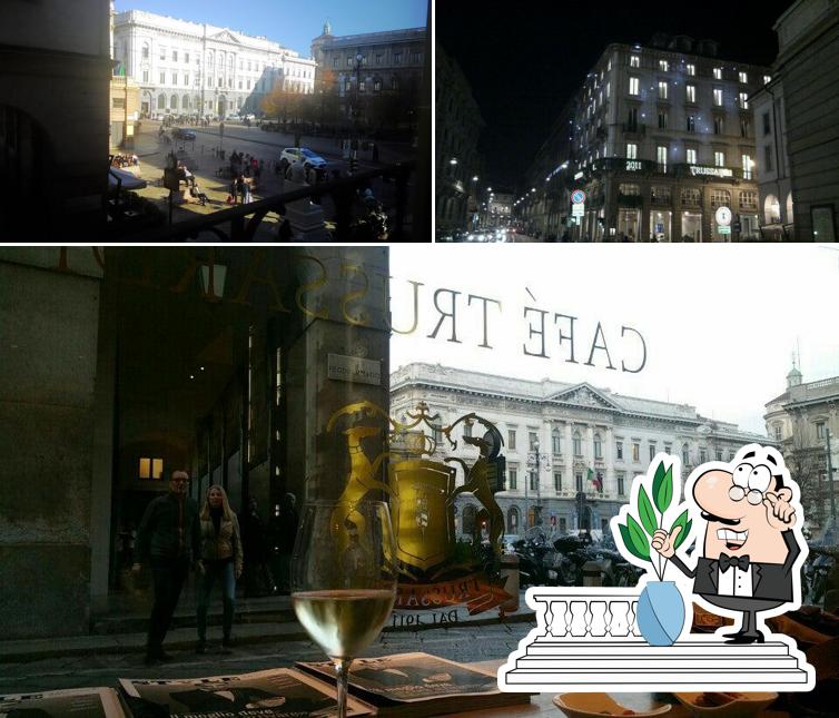 Gli esterni di Café Trussardi
