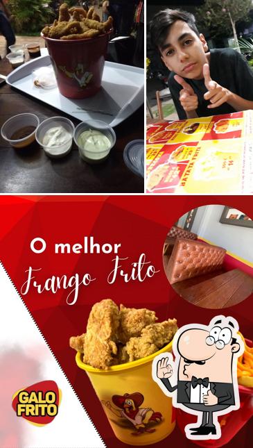 Look at the pic of Galo Frito