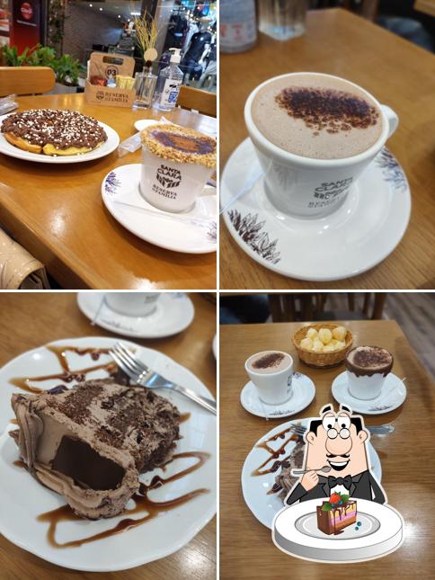 Bolo de chocolate em Nanay Café