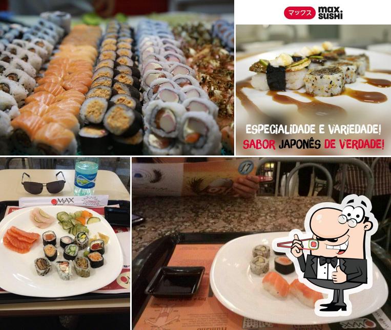 Peça diferentes opções de sushi