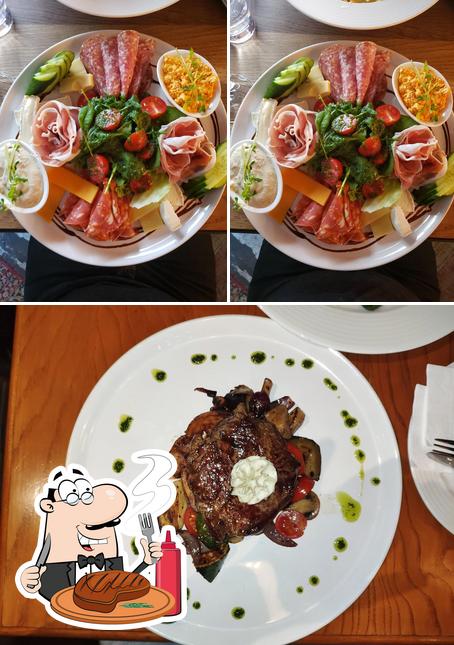 Try out meat dishes at Bárka Bistro