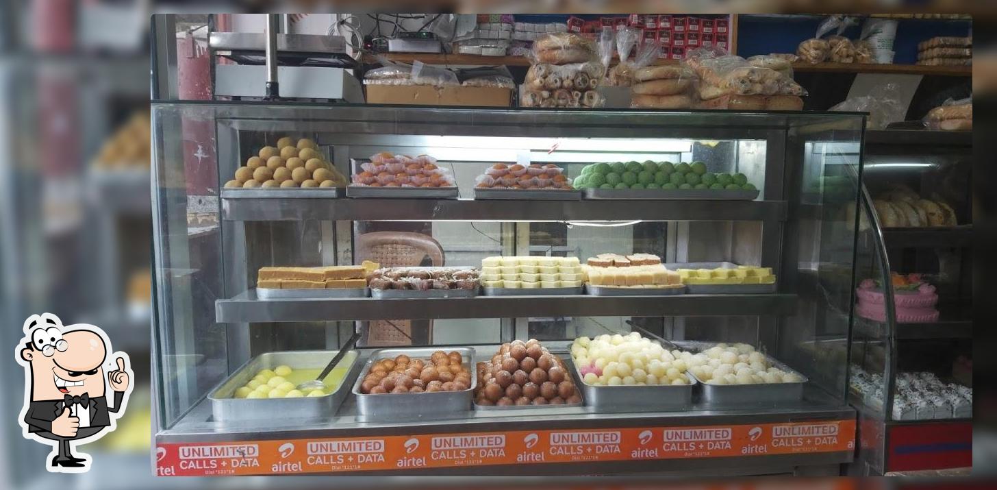Anuj Delicious Bakery