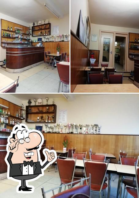Cafe du Marche