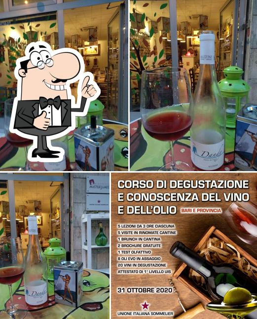 Regarder cette photo de Masterjames Winehouse - Vineria con cucina Bistrot