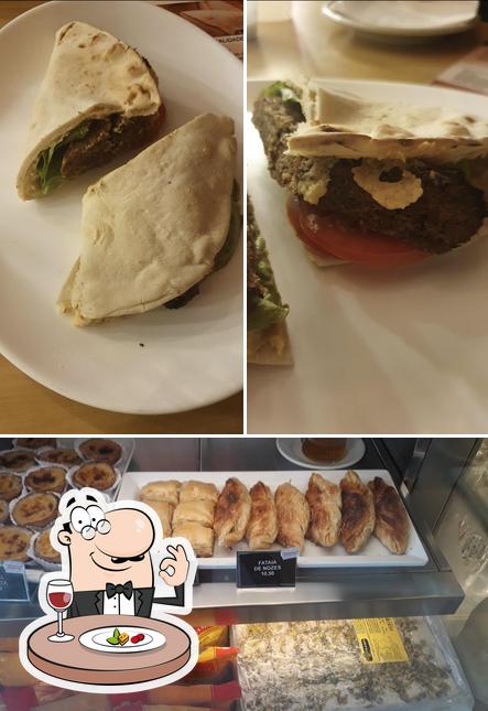 Comida em Arab's Lanches e Refeições Árabes & Delivery