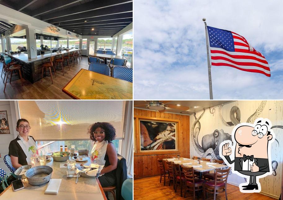 Shem Creek Crab House in Mount Pleasant Restaurant menu and reviews