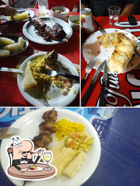 Comida em Espetos e Petiscos