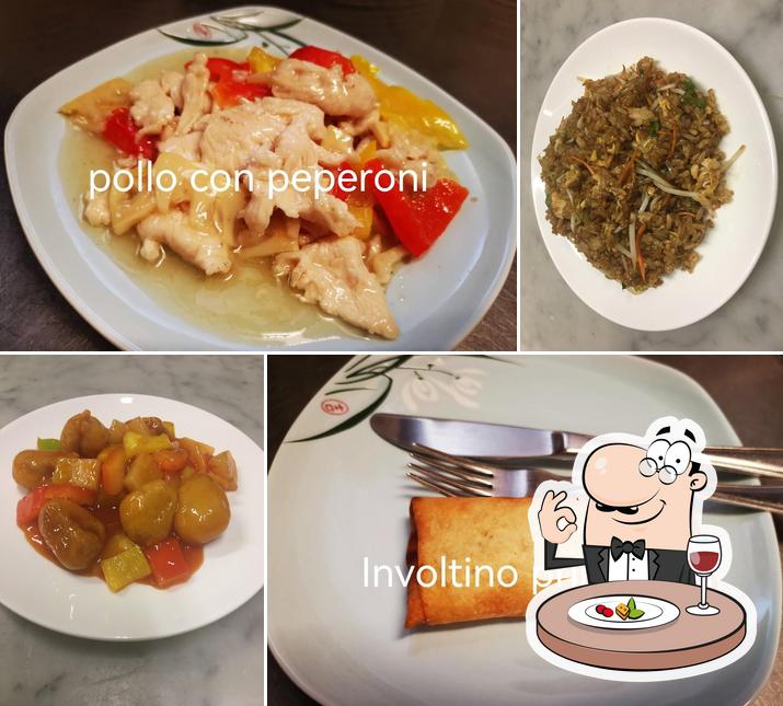 Platti al Rosticceria Cinese Fiume d'argento