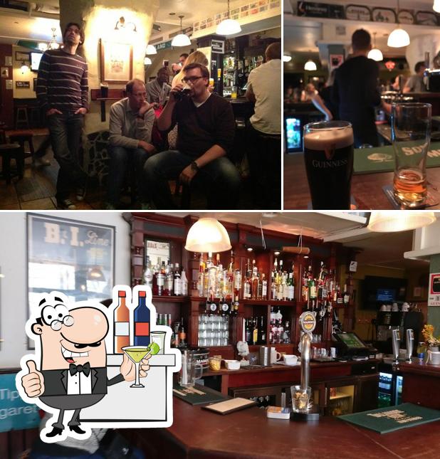 Guarda la immagine di Shamrock Irish Pub