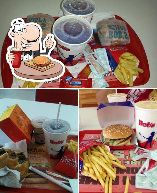 Peça um hambúrguer no Bob's Burger - Av Joaquim Nabuco